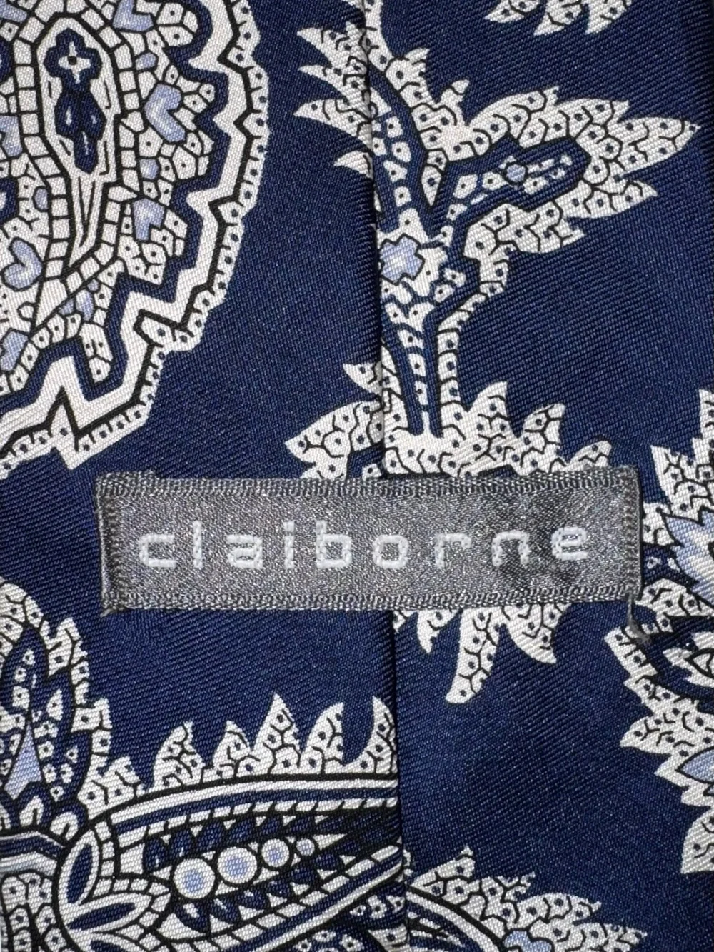 Claiborne good drape owned